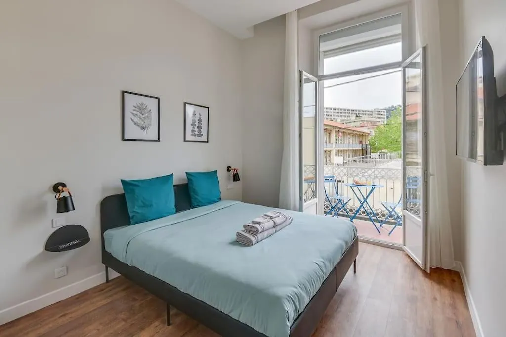 Brp Cannes Center, Four Apartment